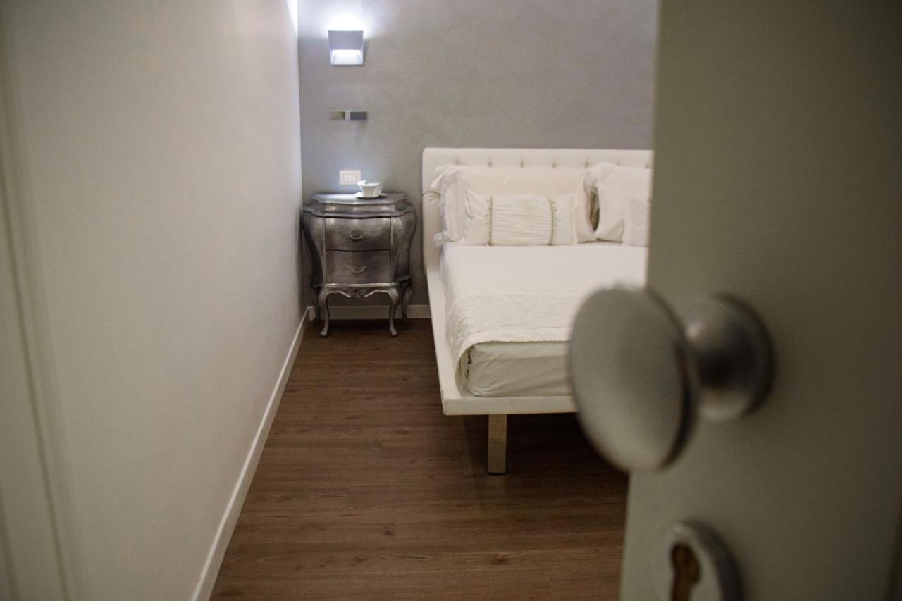 Navona Secret Stay Guest House Rom Exteriör bild