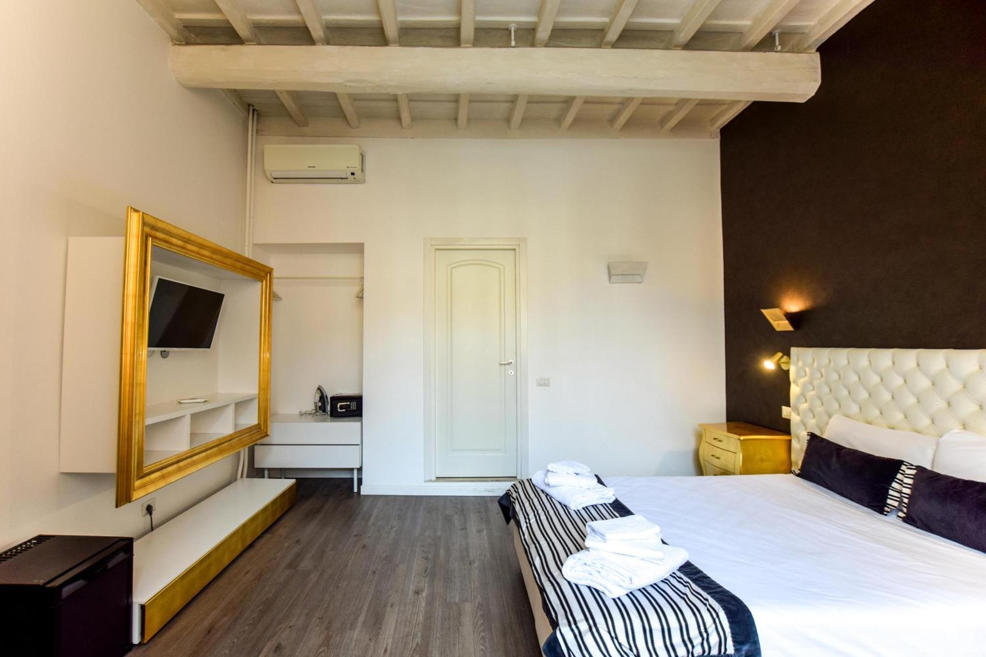 Navona Secret Stay Guest House Rom Exteriör bild