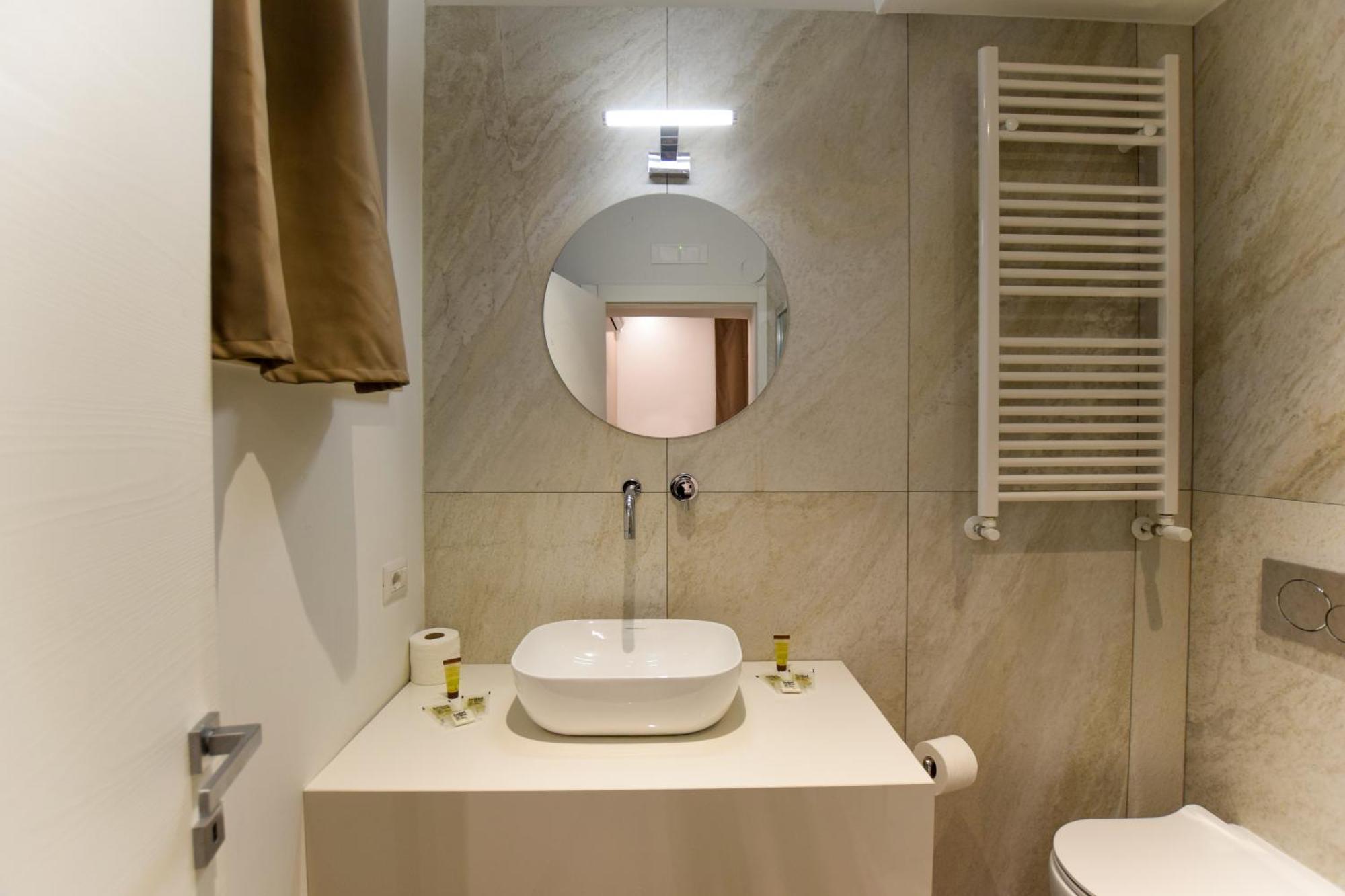 Navona Secret Stay Guest House Rom Exteriör bild