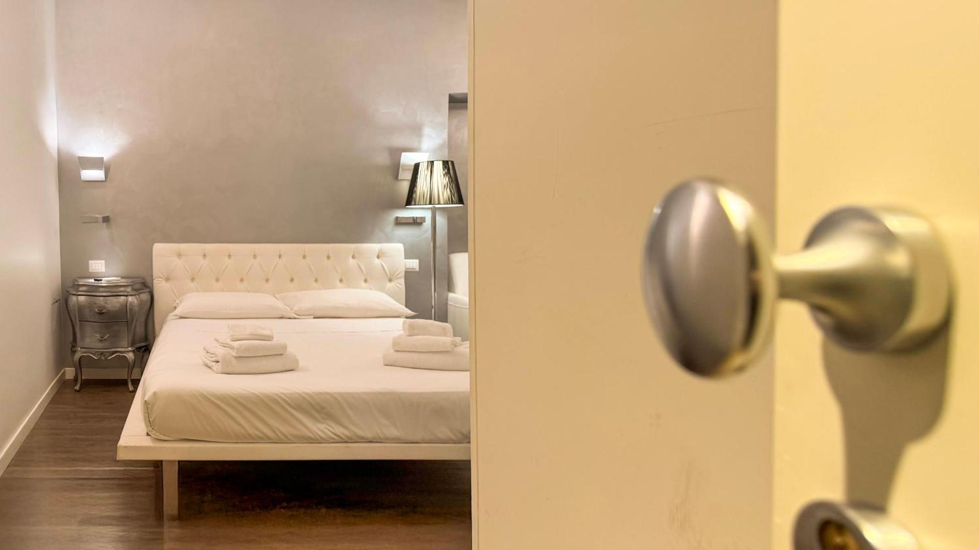 Navona Secret Stay Guest House Rom Exteriör bild
